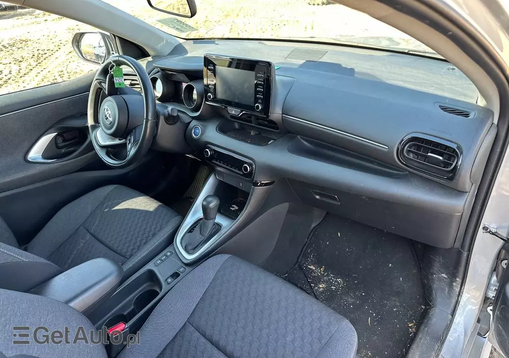 TOYOTA Yaris Hybrid 1.5 VVT-i Elegant