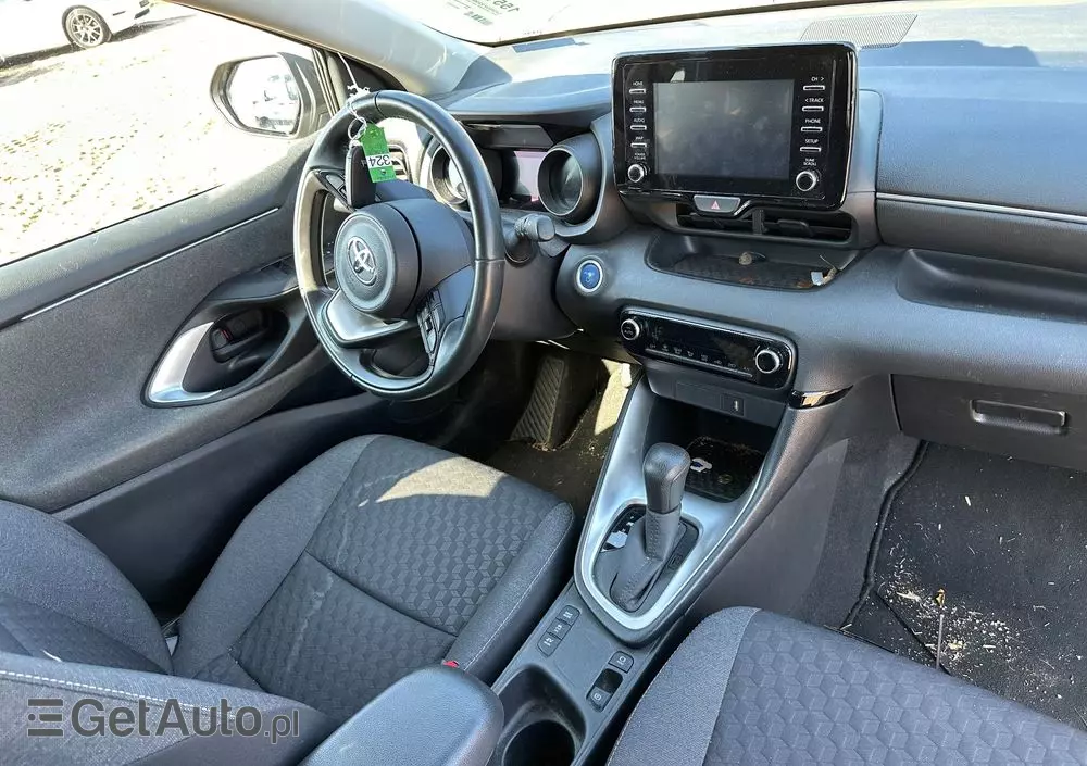 TOYOTA Yaris Hybrid 1.5 VVT-i Elegant
