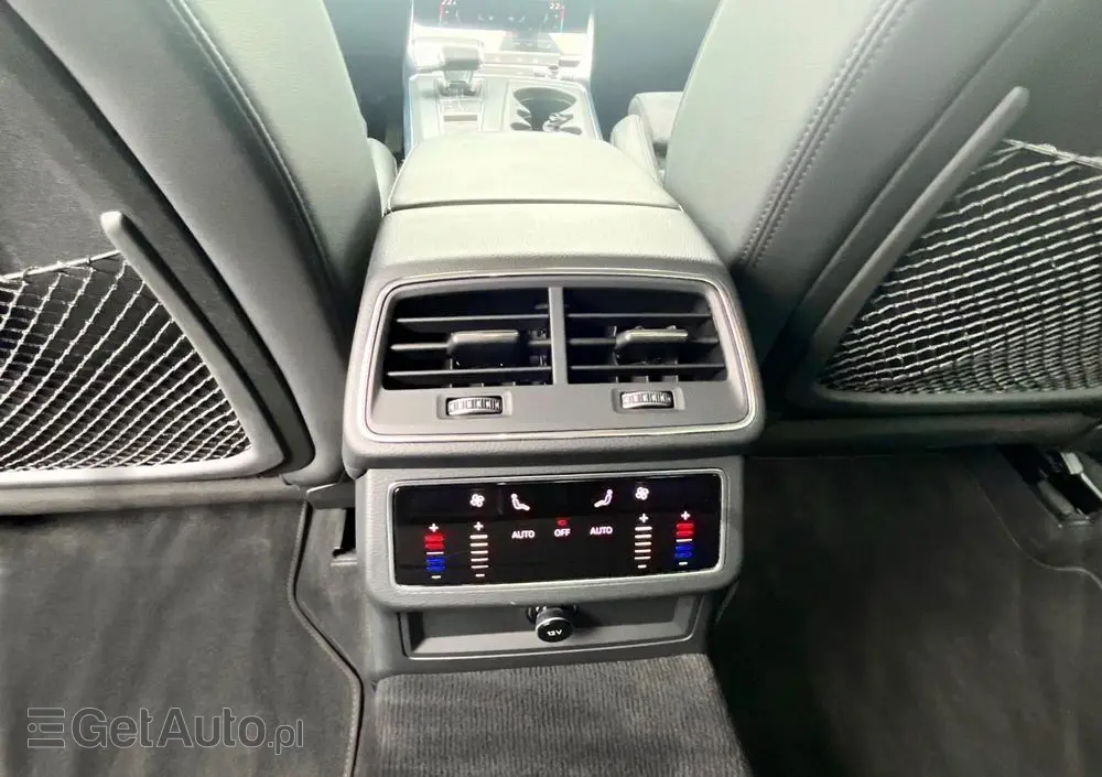 AUDI A6 Limousine 