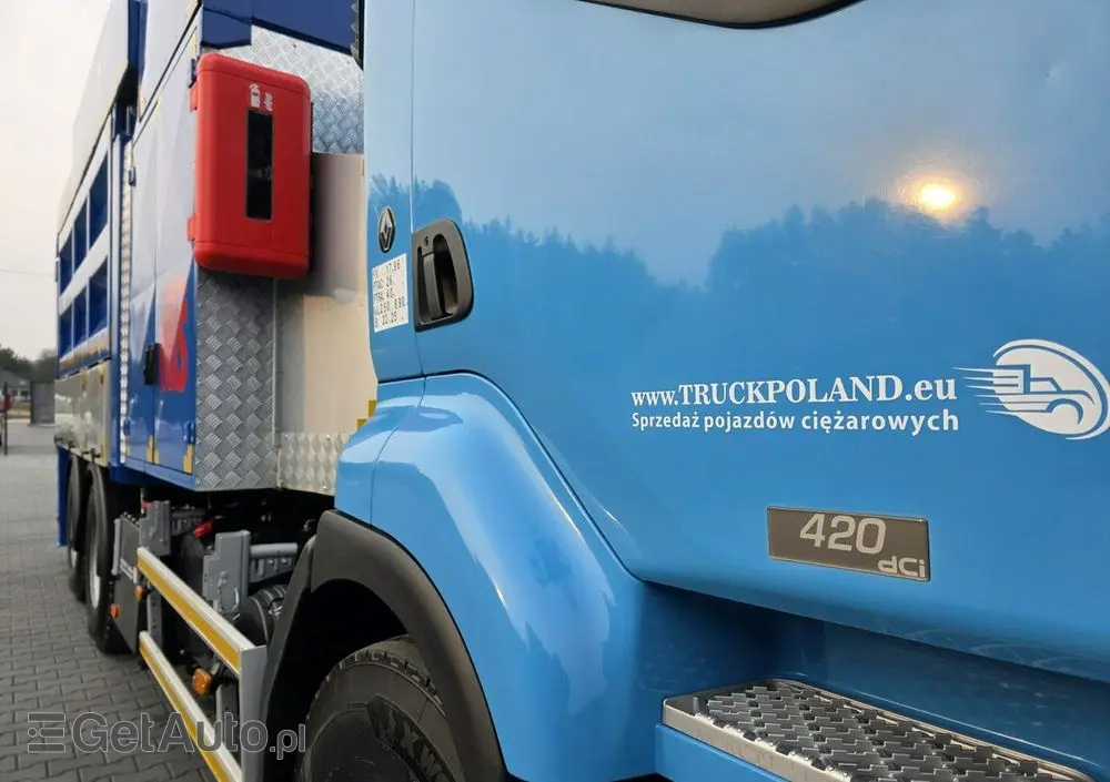 RENAULT MTS DINO 3 odkurzacz koparka ssąca substancje sypkie 