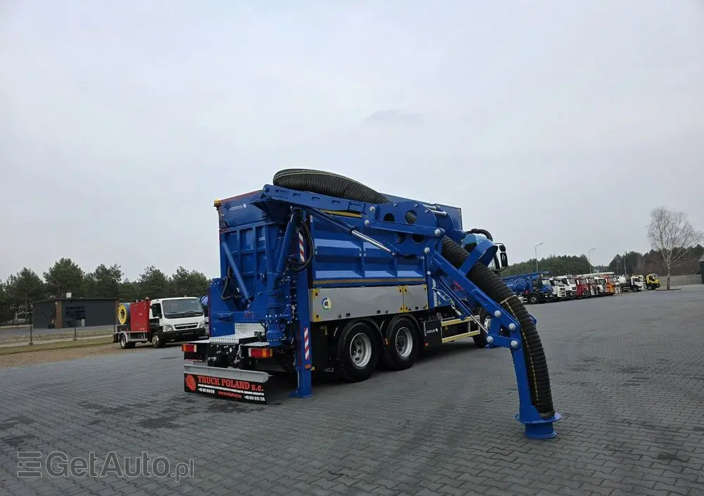 RENAULT MTS DINO 3 odkurzacz koparka ssąca substancje sypkie 