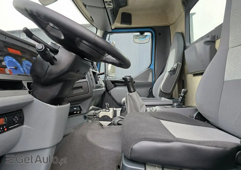 RENAULT MTS DINO 3 odkurzacz koparka ssąca substancje sypkie 