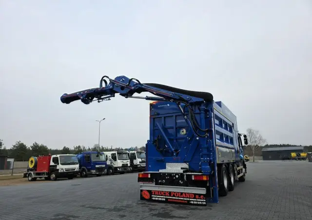 RENAULT MTS DINO 3 odkurzacz koparka ssąca substancje sypkie 