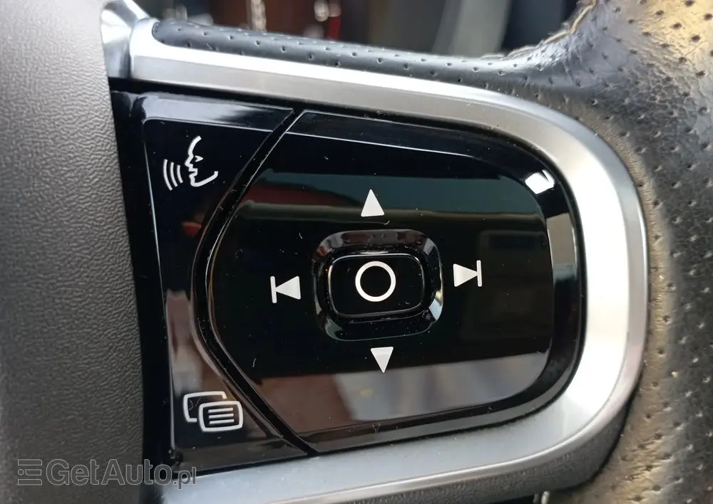 VOLVO XC 60 D5 AWD R-Design