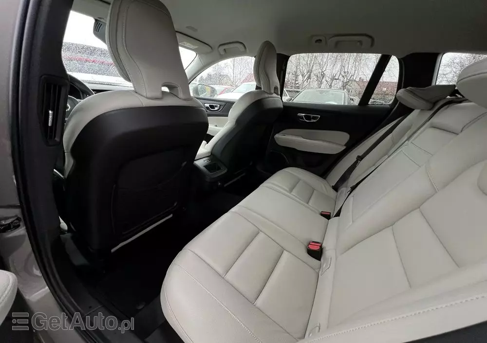 VOLVO V60 T4 Inscription