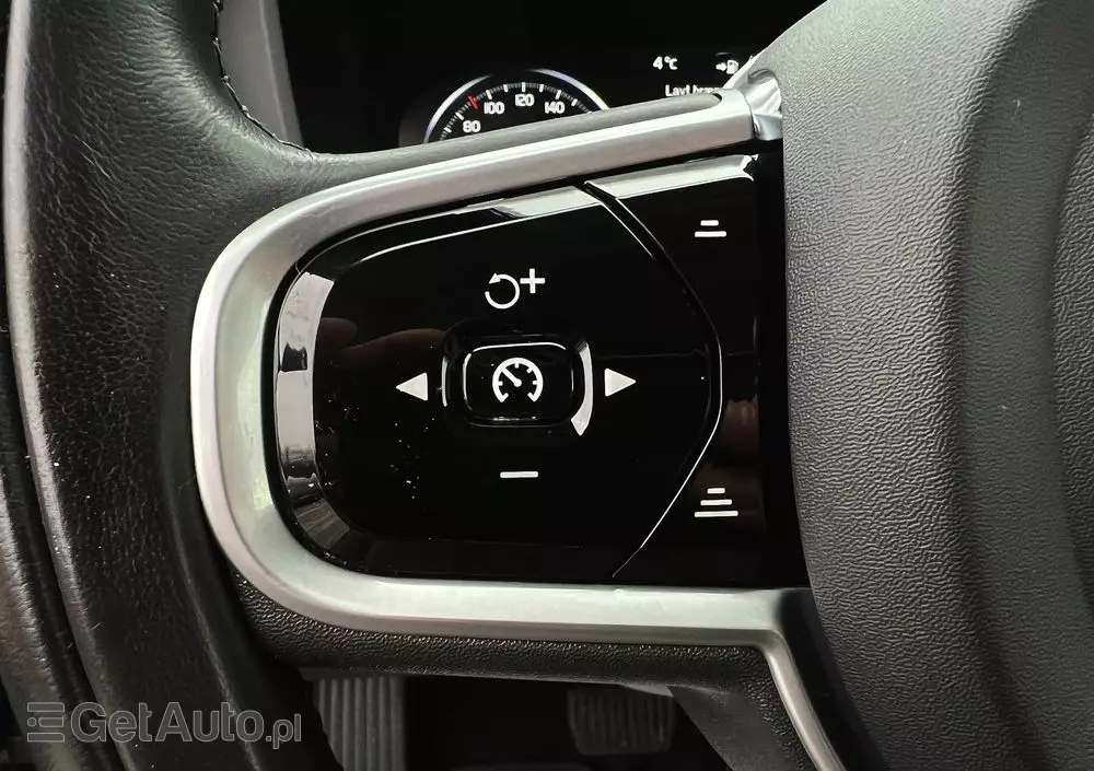 VOLVO V60 T4 Inscription