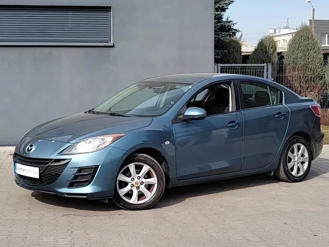 MAZDA 3 Kirei