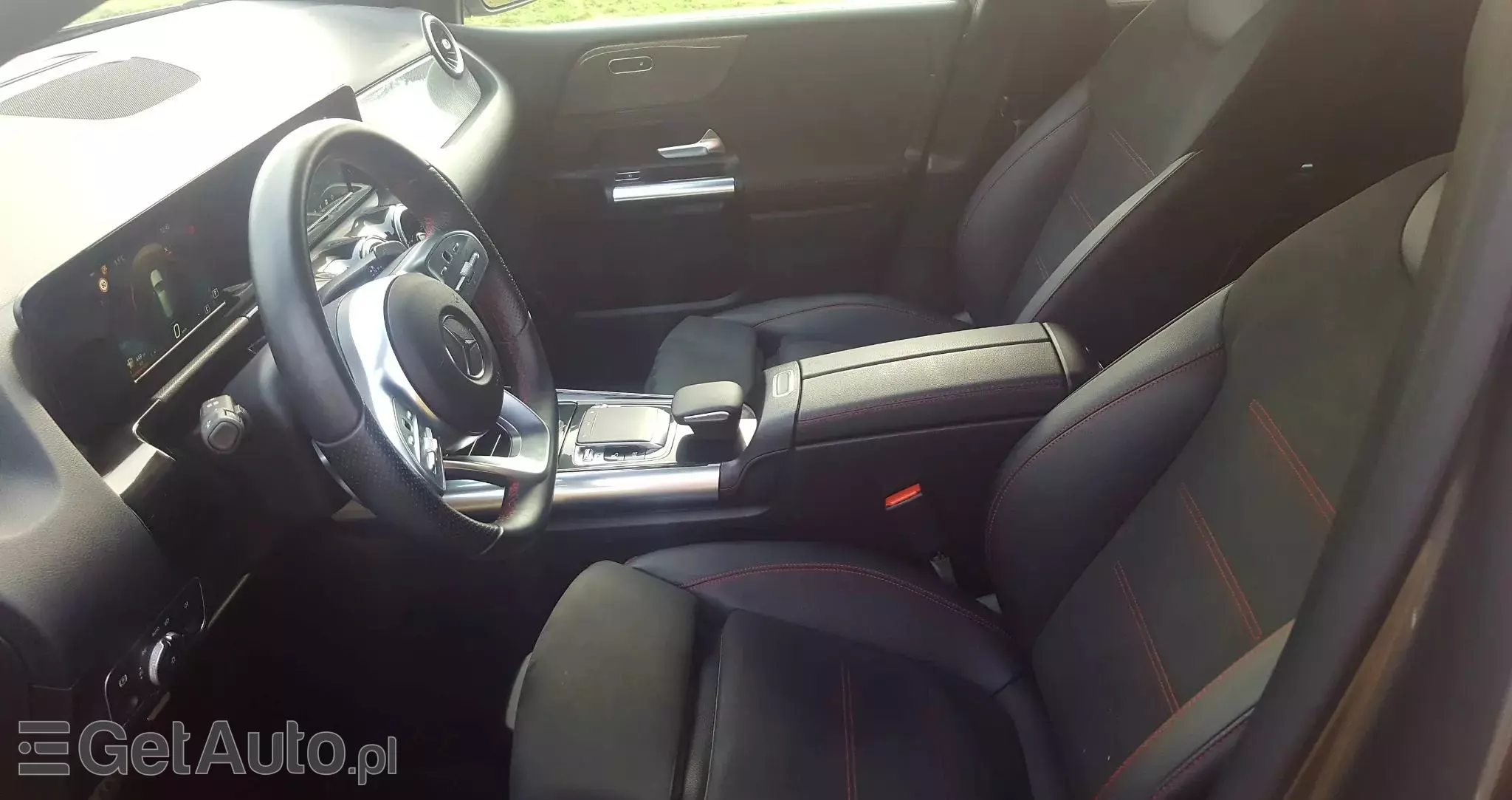 MERCEDES-BENZ Klasa B 180 d 7G-DCT AMG Line