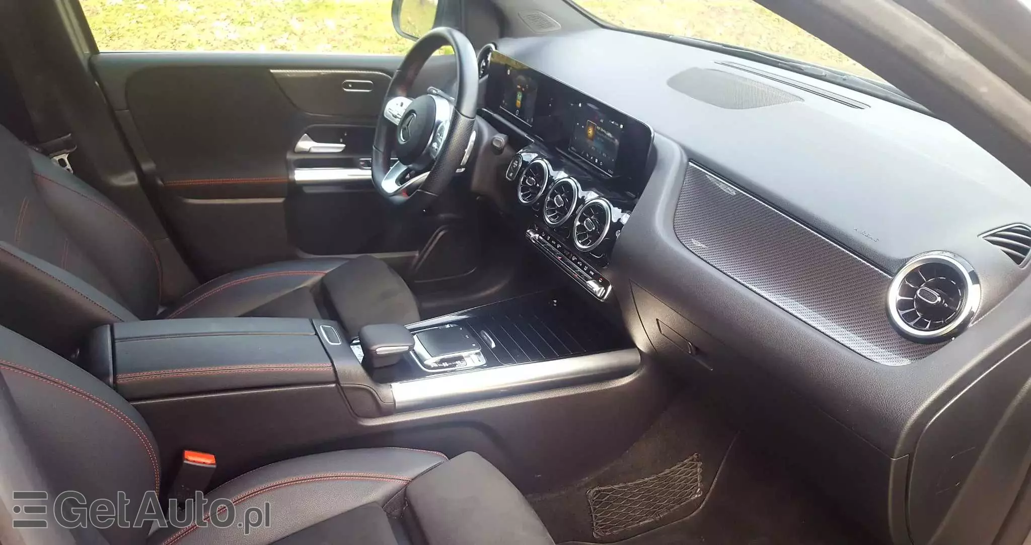 MERCEDES-BENZ Klasa B 180 d 7G-DCT AMG Line