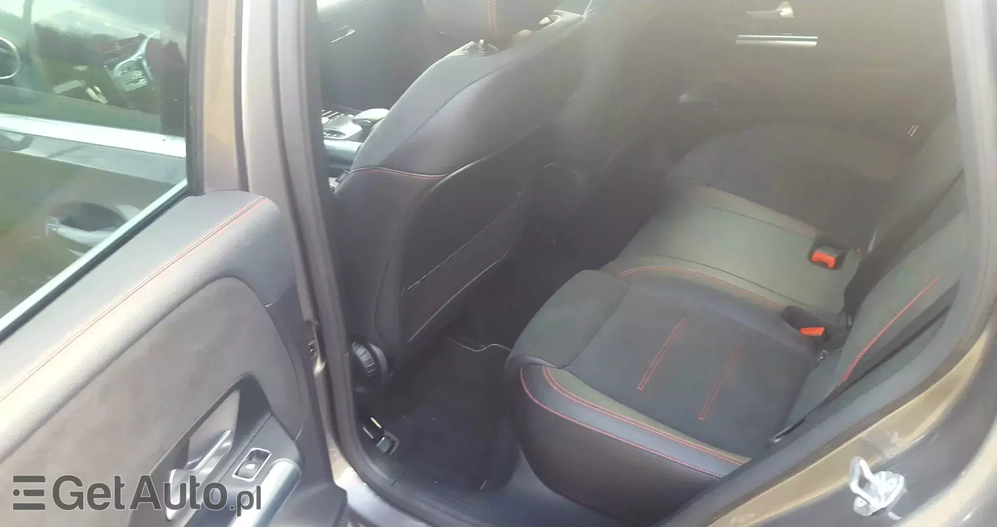 MERCEDES-BENZ Klasa B 180 d 7G-DCT AMG Line