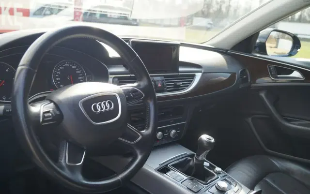 AUDI A6 Limousine 
