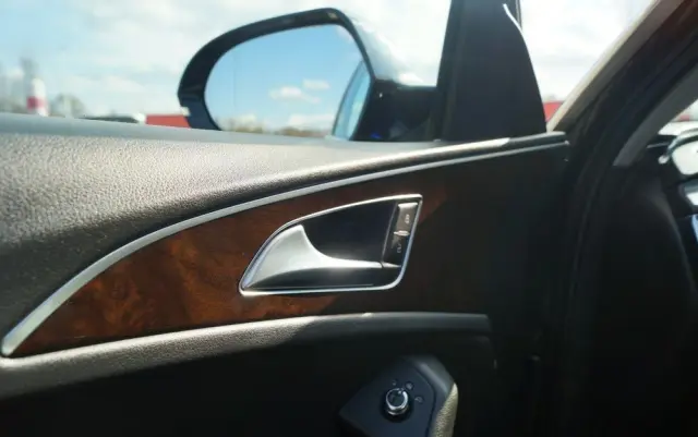AUDI A6 Limousine 