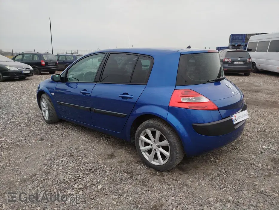 RENAULT Megane 