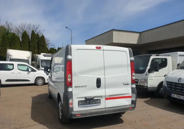 RENAULT Trafic 