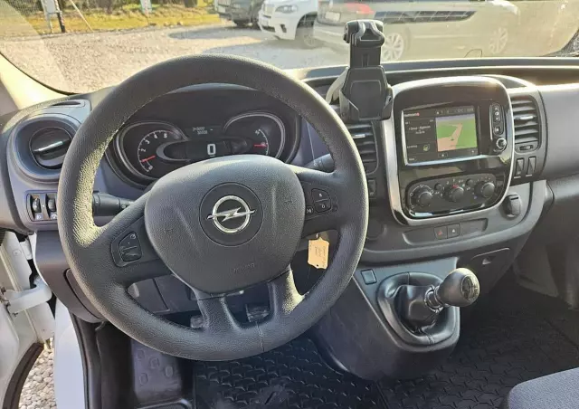 OPEL Vivaro 