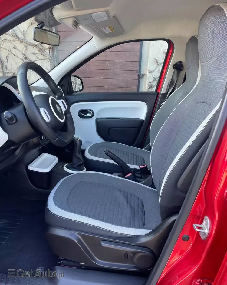 RENAULT Twingo 