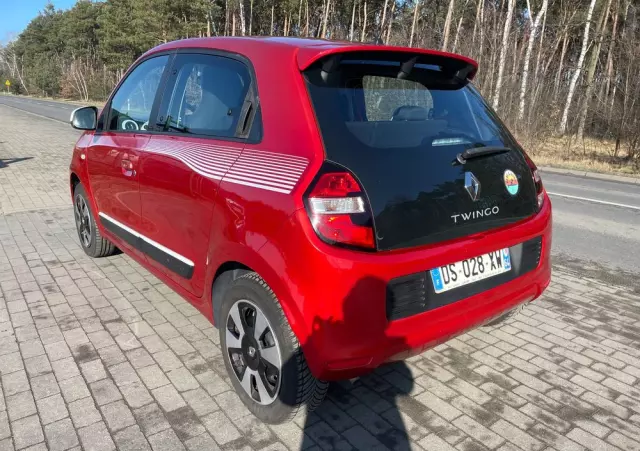 RENAULT Twingo 