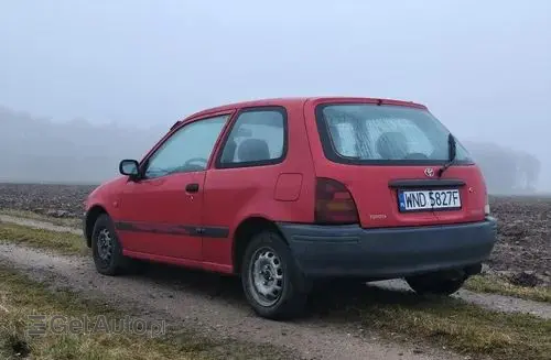 TOYOTA Starlet 
