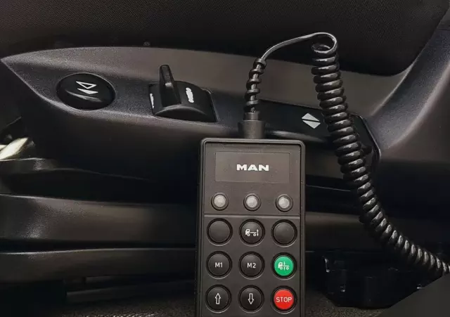 MAN TGS 26.420 E6 HAKOWIEC HS20 6x2 3-OSIE 