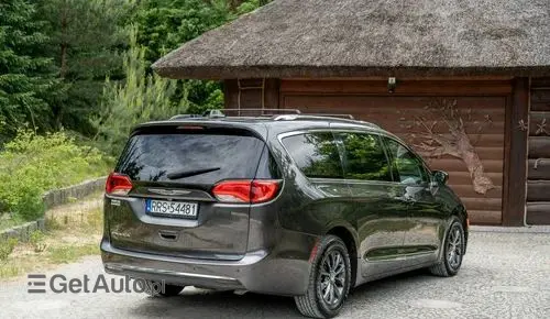 CHRYSLER Pacifica 
