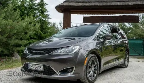 CHRYSLER Pacifica 