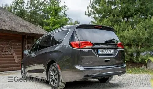 CHRYSLER Pacifica 