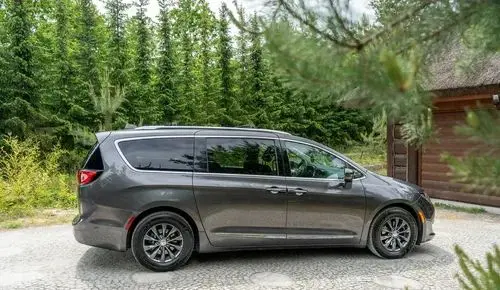 CHRYSLER Pacifica 