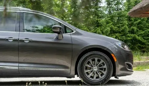 CHRYSLER Pacifica 