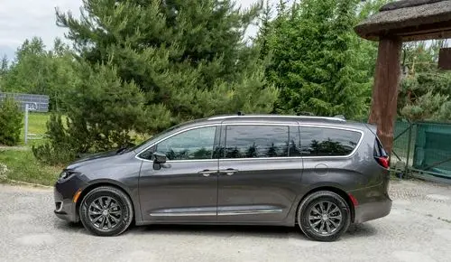 CHRYSLER Pacifica 