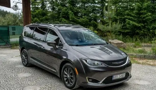 CHRYSLER Pacifica 