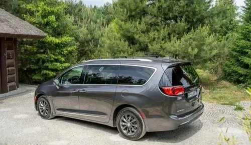 CHRYSLER Pacifica 