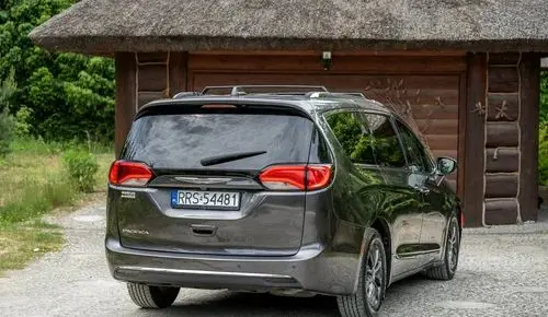CHRYSLER Pacifica 