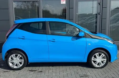 TOYOTA Aygo 