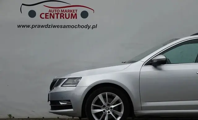 SKODA Octavia 1.8 TSI Style DSG