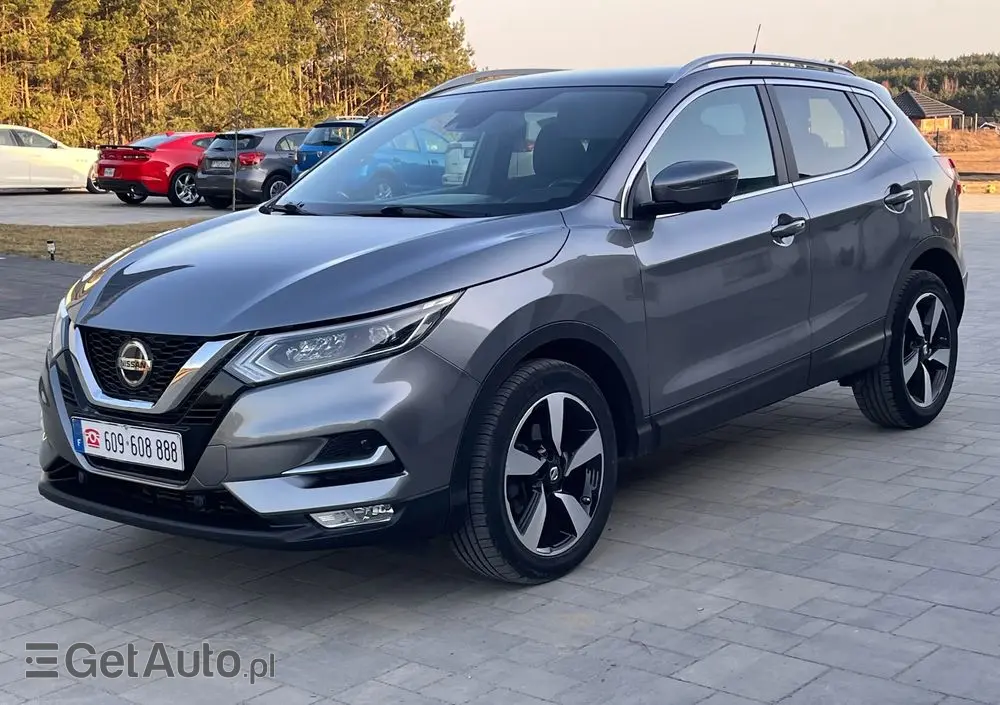 NISSAN Qashqai 1.6 dCi Xtronic TEKNA+
