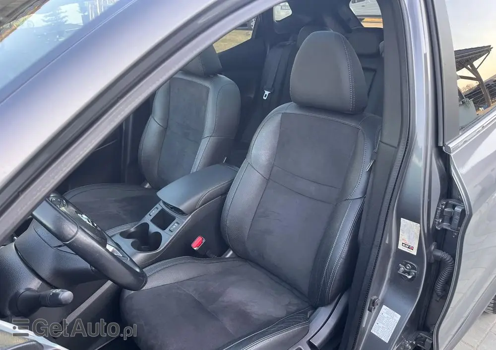 NISSAN Qashqai 1.6 dCi Xtronic TEKNA+