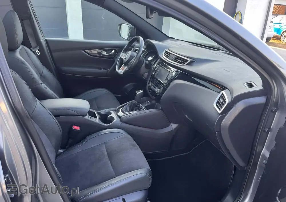 NISSAN Qashqai 1.6 dCi Xtronic TEKNA+