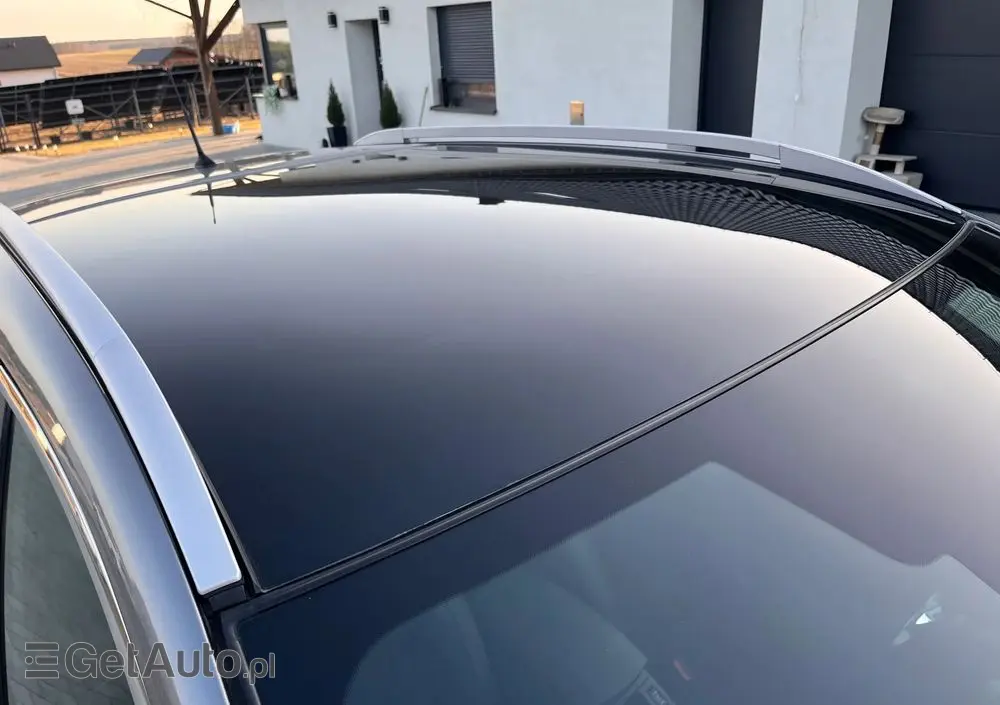 NISSAN Qashqai 1.6 dCi Xtronic TEKNA+