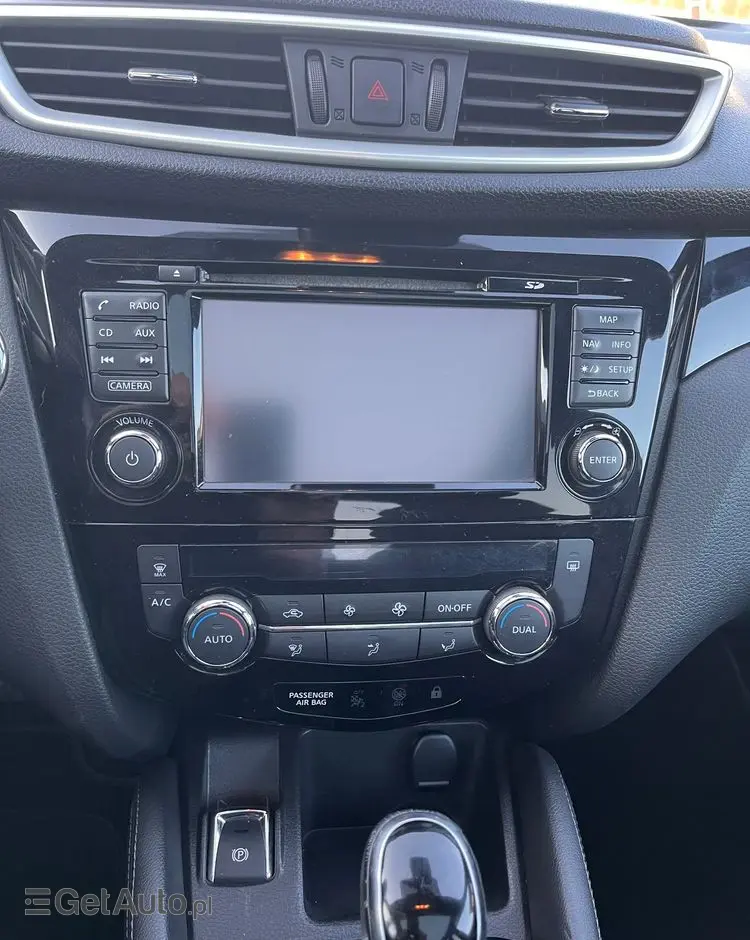 NISSAN Qashqai 1.6 dCi Xtronic TEKNA+