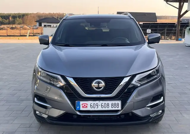 NISSAN Qashqai 1.6 dCi Xtronic TEKNA+