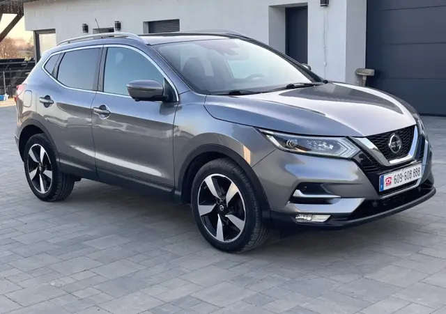 NISSAN Qashqai 1.6 dCi Xtronic TEKNA+