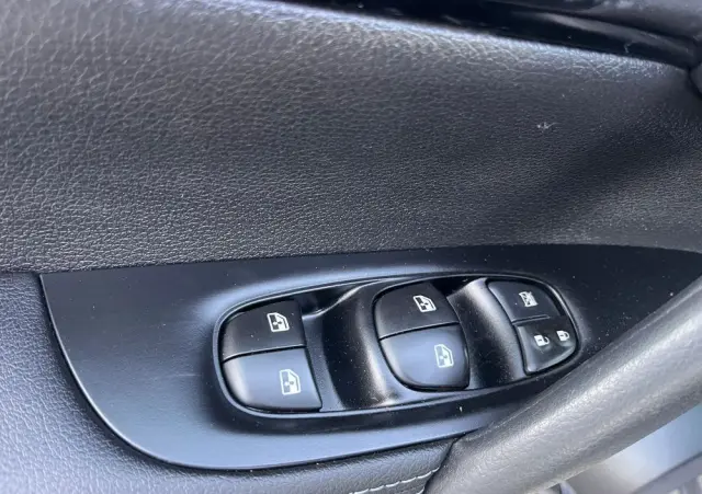 NISSAN Qashqai 1.6 dCi Xtronic TEKNA+