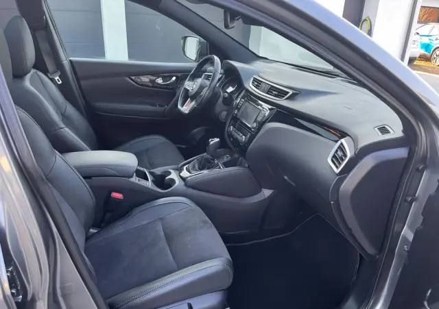 NISSAN Qashqai 1.6 dCi Xtronic TEKNA+