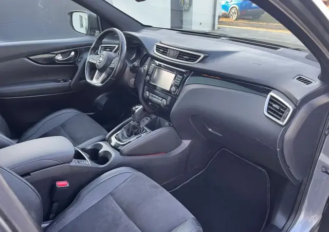 NISSAN Qashqai 1.6 dCi Xtronic TEKNA+