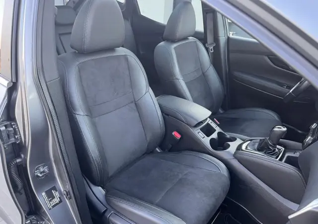 NISSAN Qashqai 1.6 dCi Xtronic TEKNA+