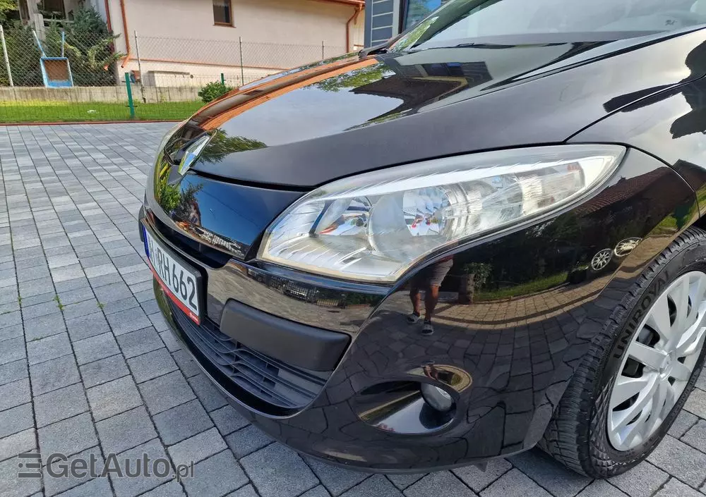 RENAULT Megane 1.6 16V 100 TomTom Edition