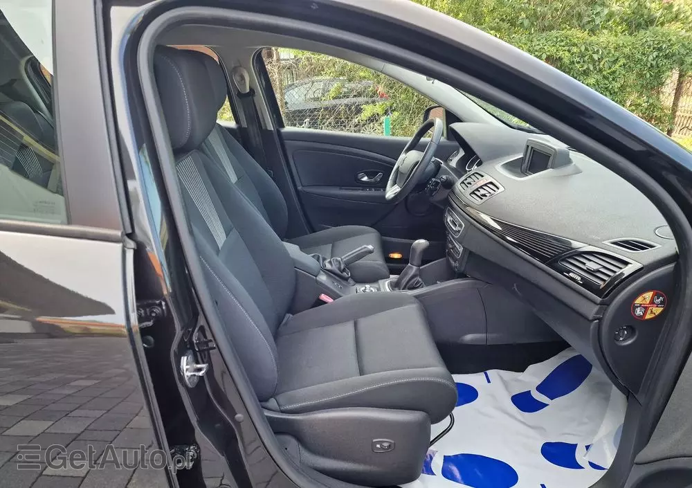 RENAULT Megane 1.6 16V 100 TomTom Edition