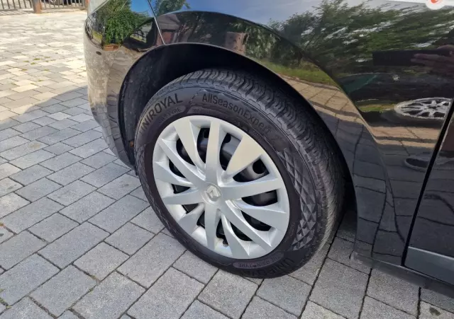 RENAULT Megane 1.6 16V 100 TomTom Edition