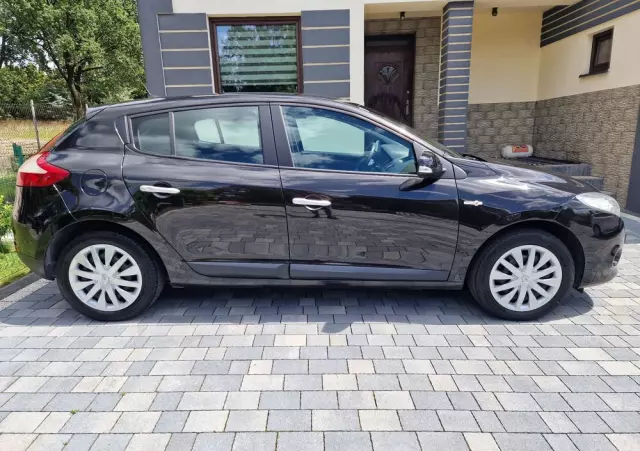 RENAULT Megane 1.6 16V 100 TomTom Edition