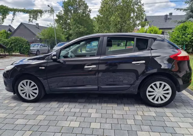 RENAULT Megane 1.6 16V 100 TomTom Edition